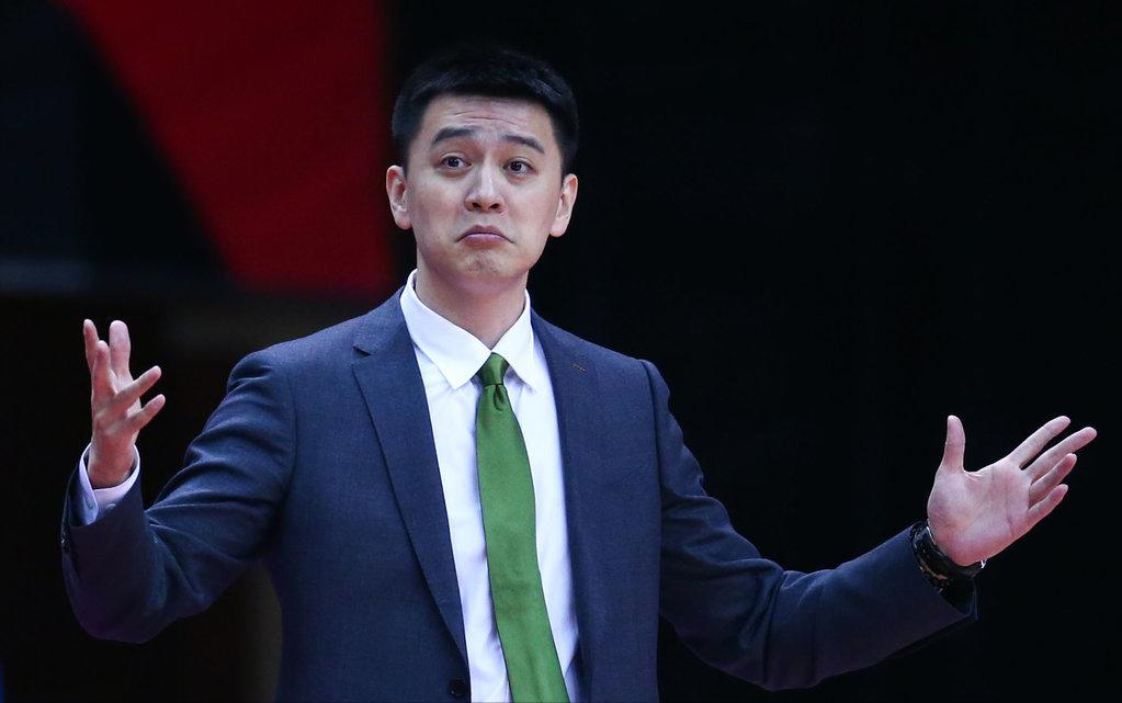 魔术首轮出局后完成换帅